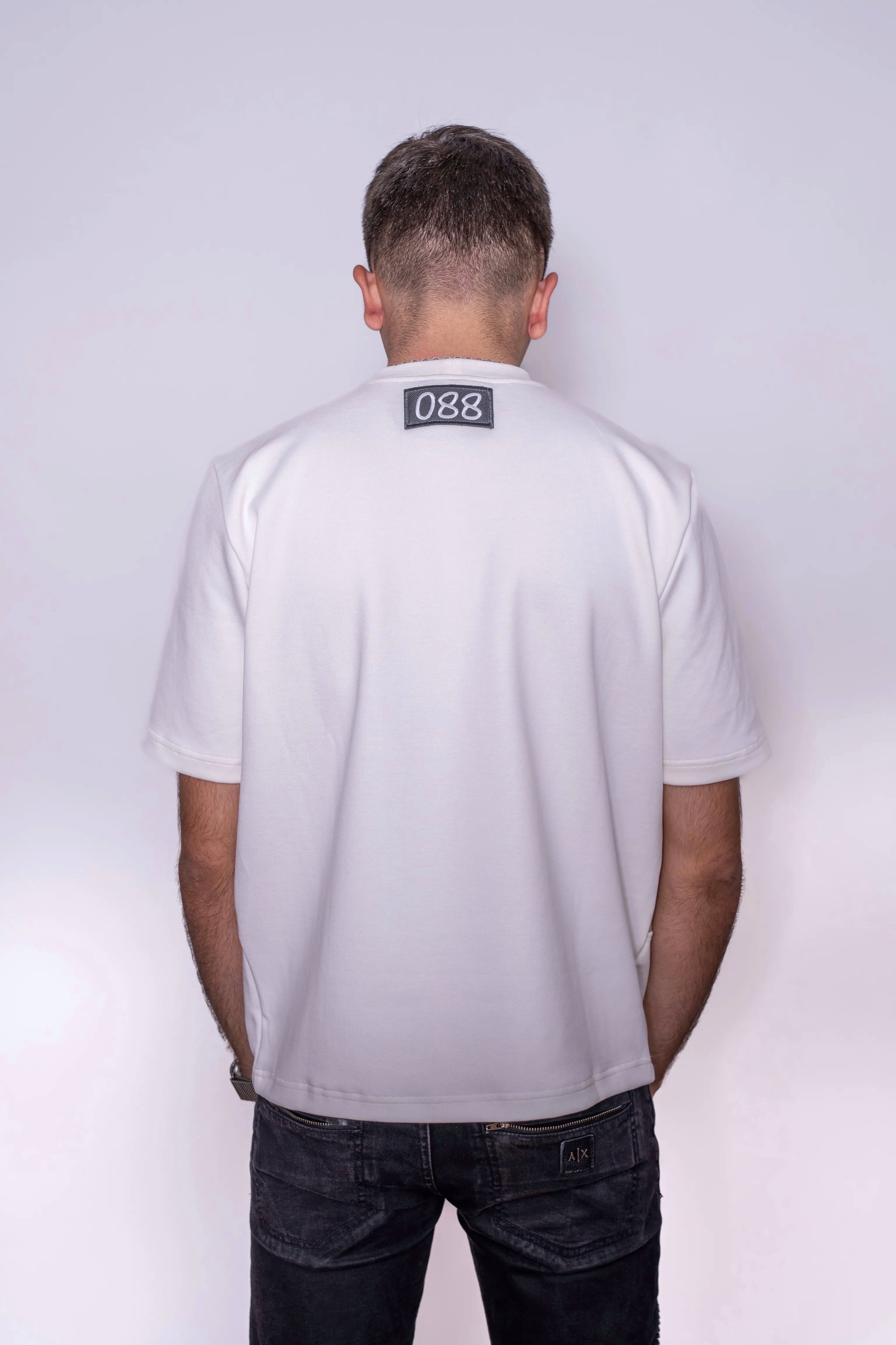 White T-shirt 088 w/ beige line