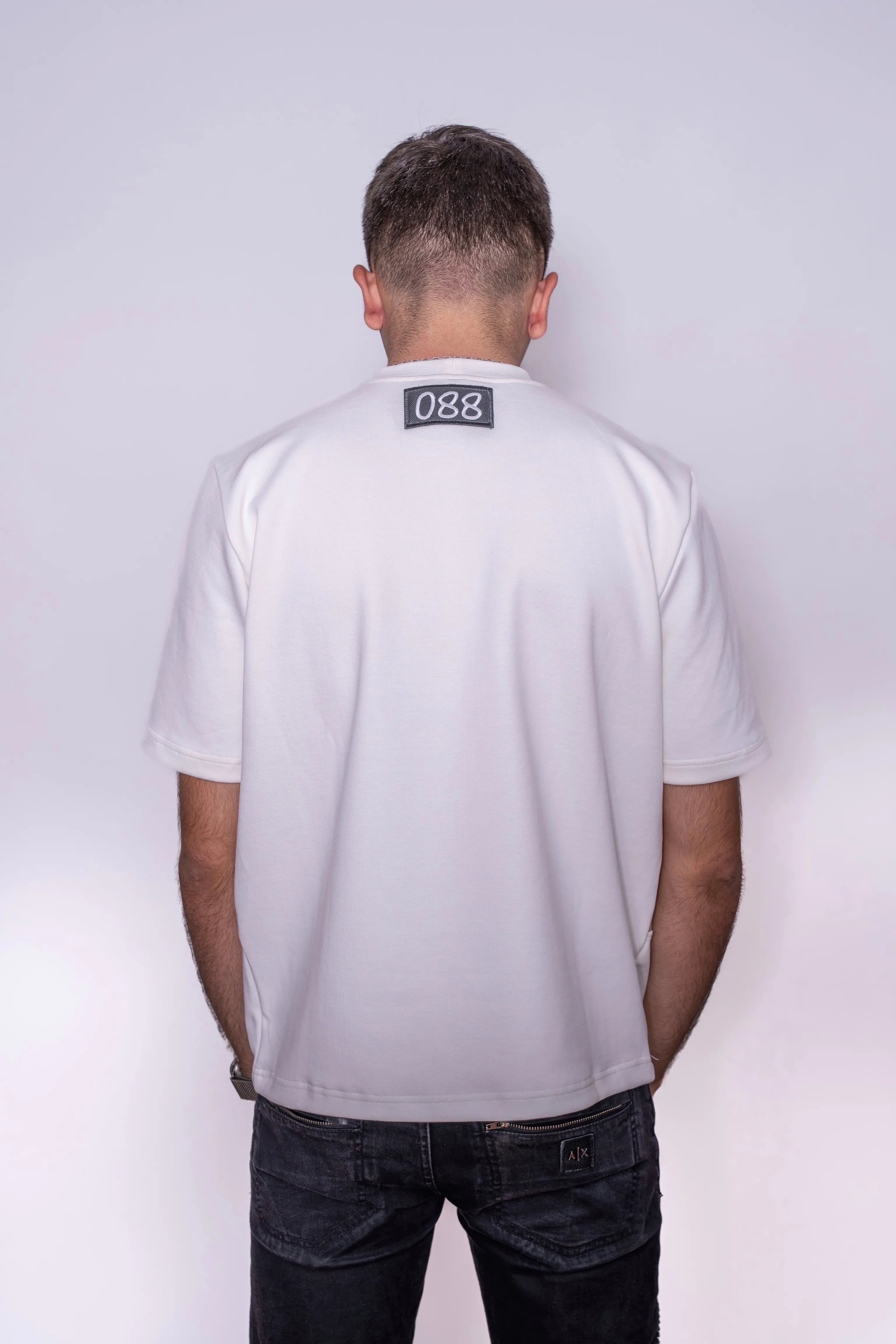 White T-shirt 088 w/ beige line